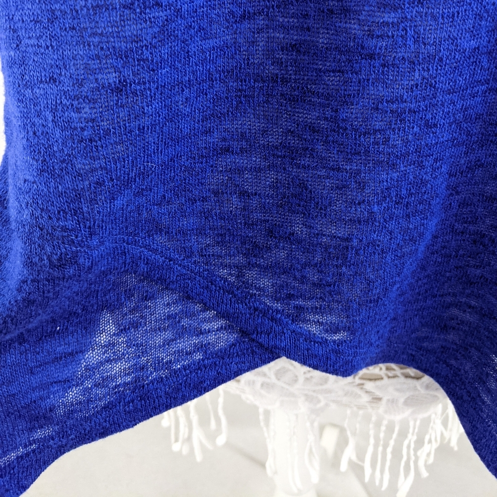 ** SOLD **New York & Company Blue 3/4 Sleeve Top Size XL - Picture 4 of 7